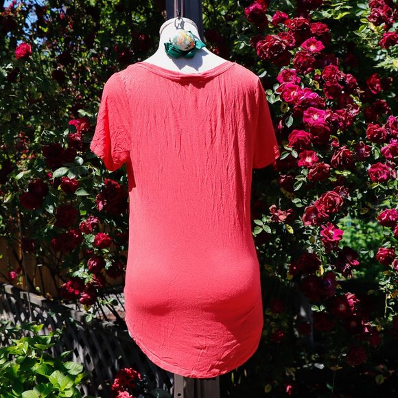 Mas Siestas Por Favor Embroidered Short Sleeve Tee - Picture 4 of 10